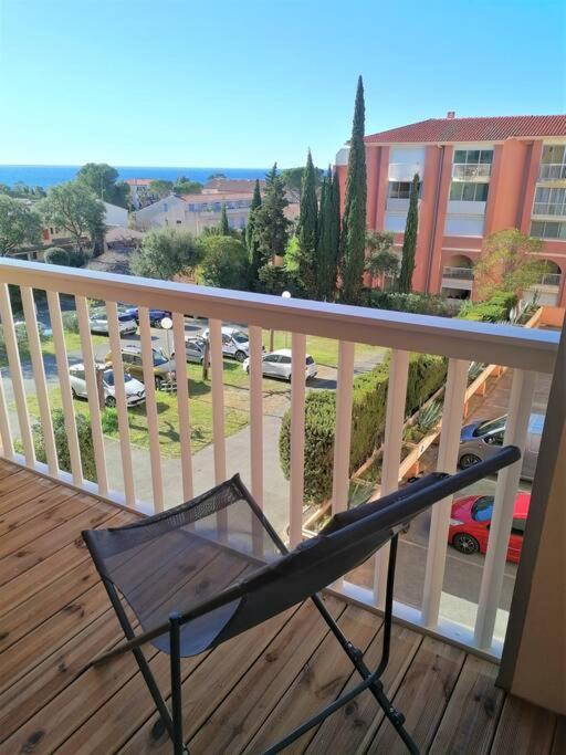 Appartement L'Evasion, Vue Mer, Plages A Pied Fréjus Zewnętrze zdjęcie