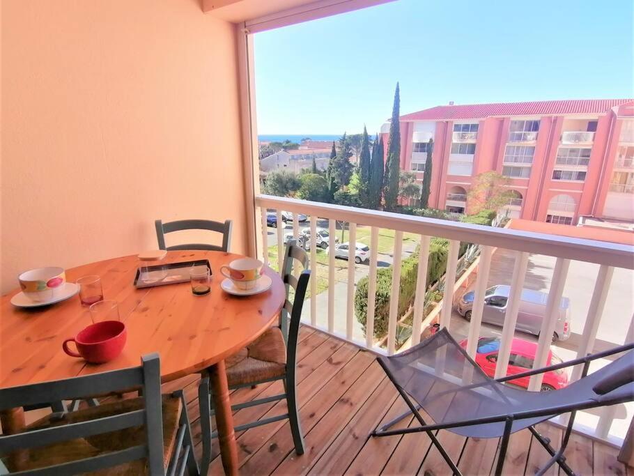 Appartement L'Evasion, Vue Mer, Plages A Pied Fréjus Zewnętrze zdjęcie